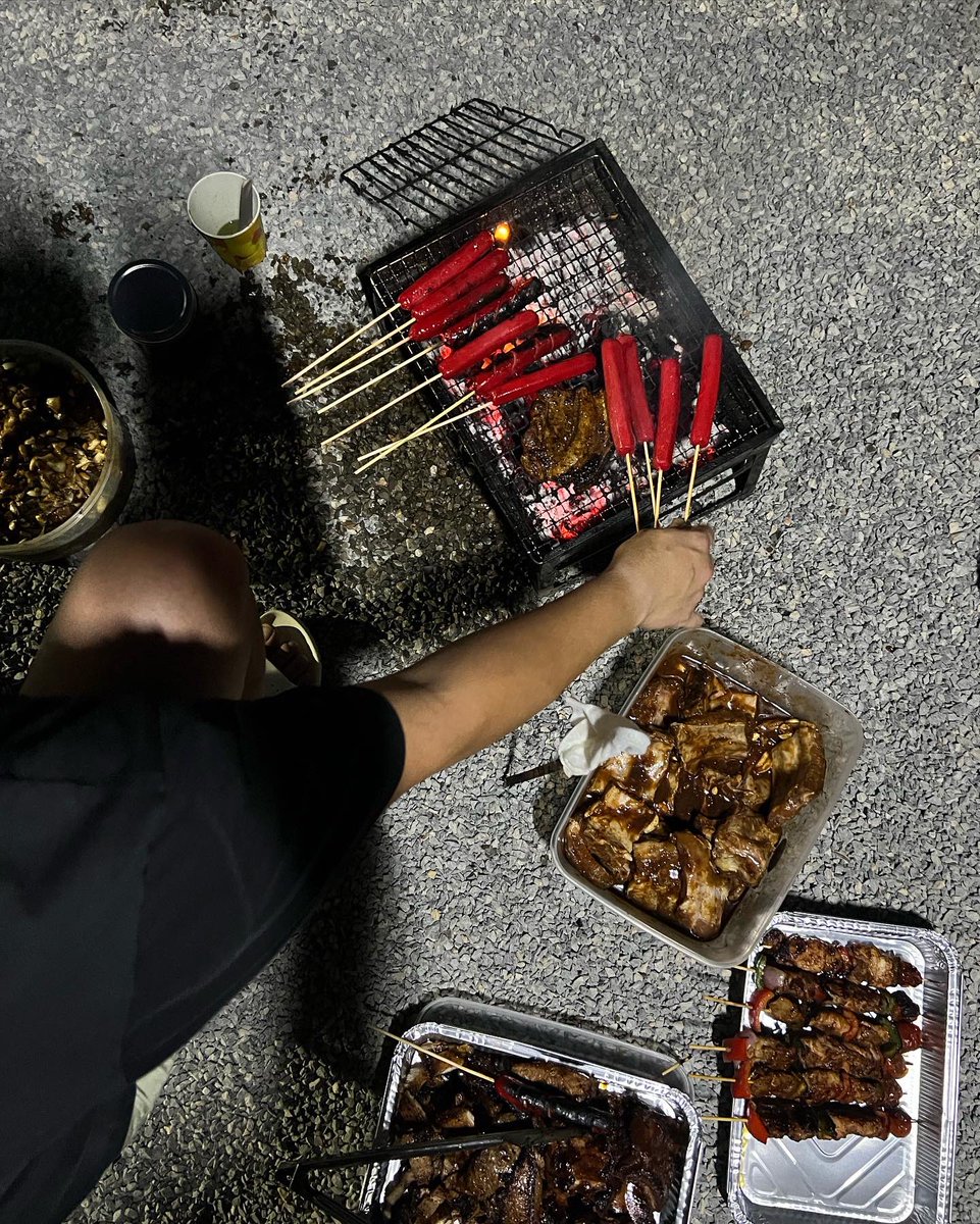 To celebrate the 51st UAE national day we went out camping 🇦🇪⛺️ #TheKeeganBShow #51stuaenationalday #AspiringtoInspire