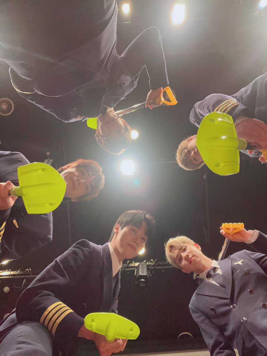 puumajaaaa's tweet photo. ขอบคุณเอนฟลายที่ทำให้รู้ว่ามุมมองแมลงสาบเป็นยังไง🤣🪳 https://t.co/9yBgbbxXO1