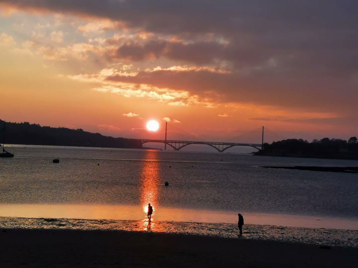 Magnifique coucher de soleil hier soir sur l 'Elorn 🤩