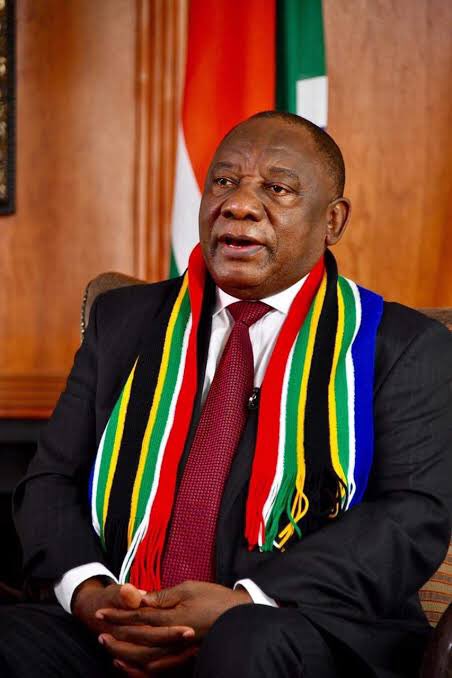 Diegochuene's tweet photo. Hit like if you agree he must step down #Ramaphosa https://t.co/KPW0HYsNFC
