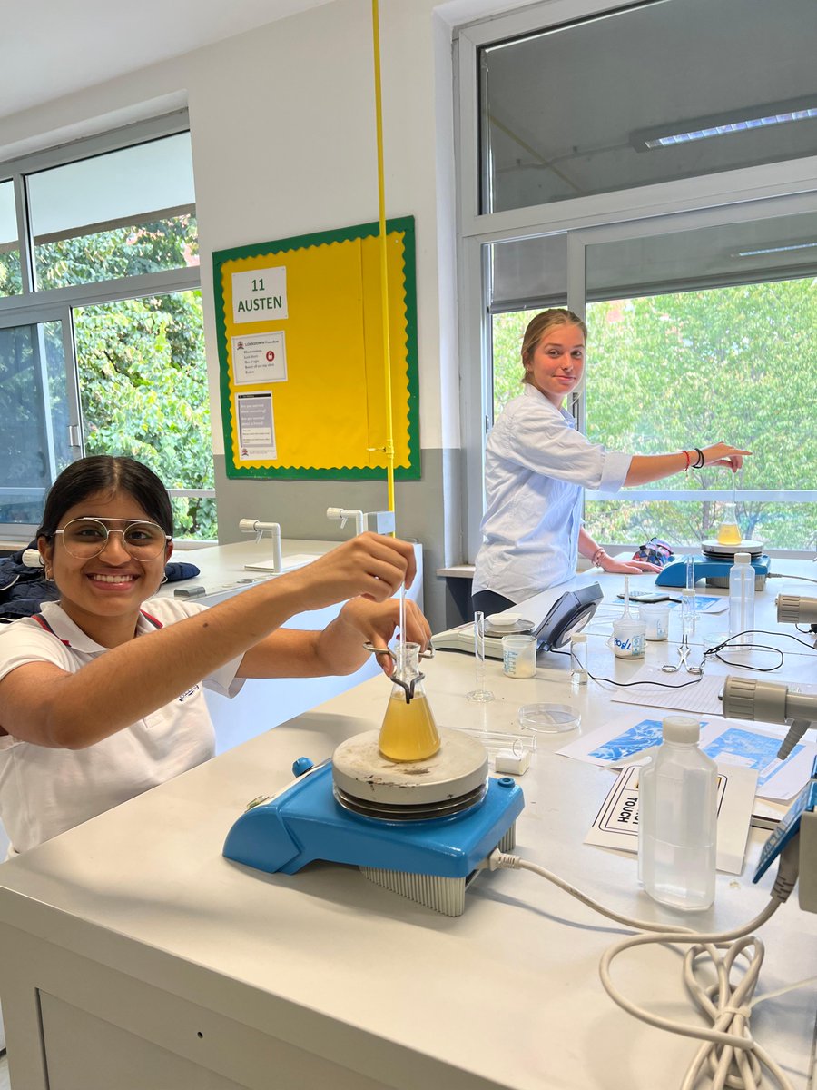 BritishSchoolMI's tweet photo. BSM Science Week - A week immersed in experiments, discoveries and learning about science.
#SCIENCEatBSM #Science https://t.co/TvQOjtJ3hf