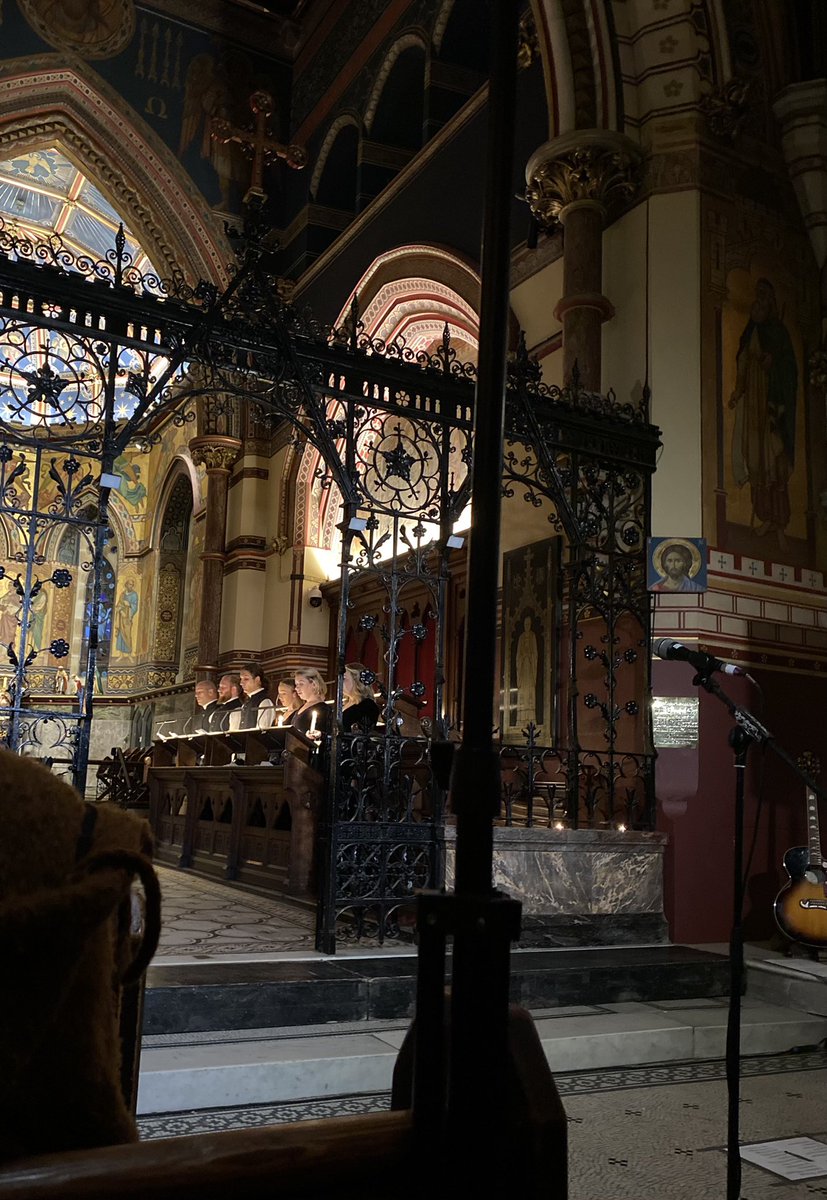 susanmaxwell777's tweet photo. Had the most beautiful festive day yesterday
Working in the morning then @Anuna_Choir
in the afternoon in a fabulous setting in D4
& topped off with a meal in #baanthai #dublin #magicalsaturday 🎄 https://t.co/HTSx2CrEDR
