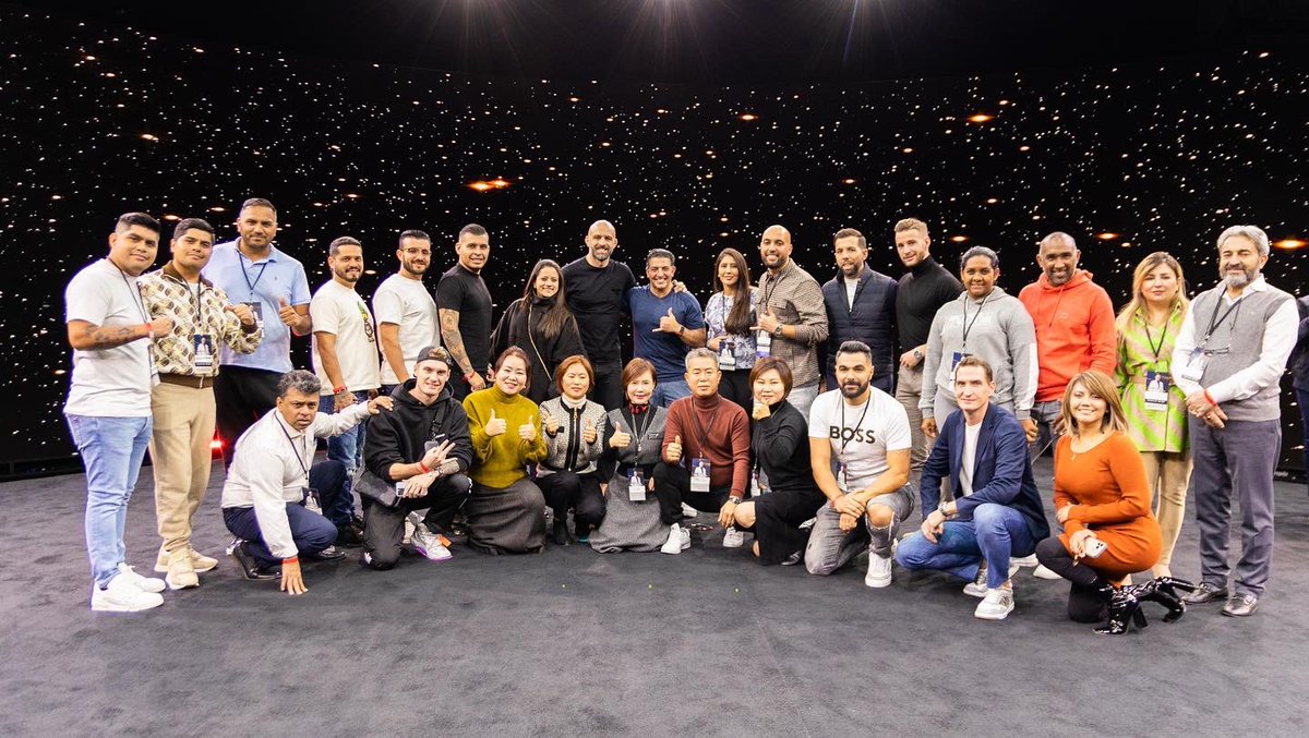 🙌🏻 Proud moment for us as our leaders, along with the corporate, attended the biggest Network Marketing event, “Virtual Go Pro” hosted by Eric and Marina Worre in Las Vegas! ✈️ <a href="/EricWorre/">Eric Worre</a>