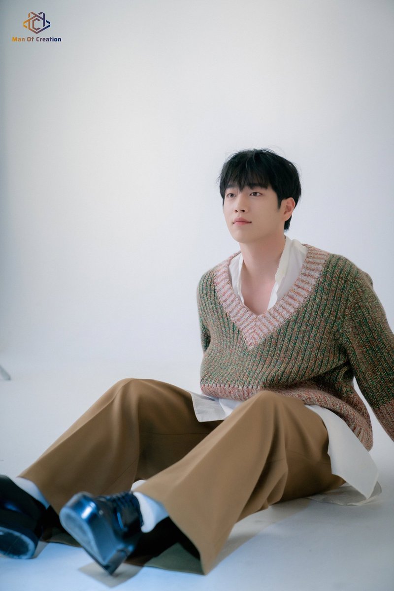 seokj1021's tweet photo. Marie Claire Korea #비하인드 https://t.co/us4c3GJoiJ