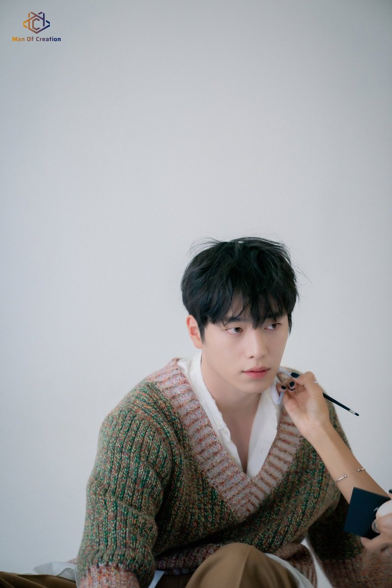 seokj1021's tweet photo. 촬영 전 준비📸 https://t.co/MzQ7NlSqwi
