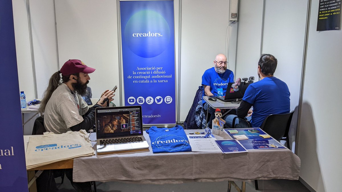 esther cuevas (@flambeau1969htt) on Twitter photo Avui passem el diumenge al #SagaSaloGaming promocionant <a href="/creadorstv/">Creadors.</a> amb <a href="/pulgatejana/">pulgatejana 🎗️</a> <a href="/J_Odri/">Giorgio Armari</a> , <a href="/user1cat/">user1cat 🎗️</a> !!! Avui passem el diumenge al #SagaSaloGaming promocionant <a href="/creadorstv/">Creadors.</a> amb <a href="/pulgatejana/">pulgatejana 🎗️</a> <a href="/J_Odri/">Giorgio Armari</a> , <a href="/user1cat/">user1cat 🎗️</a> !!!