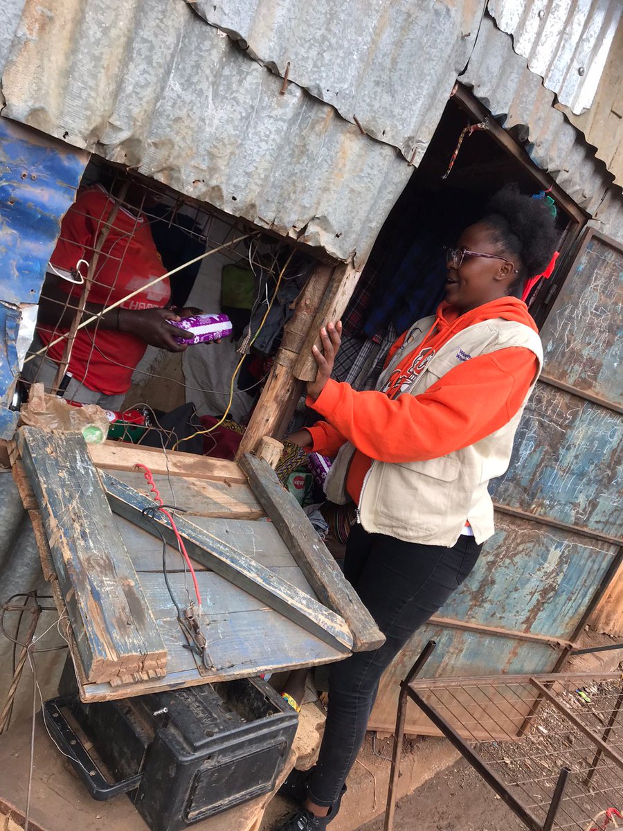 Atienoclaire12's tweet photo. Empowerment is a plus on the side of women and girls. Through pad drive, activity of issuing free pads to your doorstep organized by @polycomdev We decided to sensitize GYW and women.
@nyasigoti
@woman_kind
#sexualharassmentisneverajoke
#16DaysofActivism2022
#NoTeenPreg https://t.co/UdgdYVVhUp