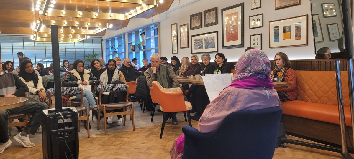 Fazi reads her poem "Poppy Flowers", for which she has also painted an image of what looks like paradise to me-butterflies floating amidst poppies and other flowers-a tribute to those who have fallen in war and a call for peace <a href="/BelgradeTheatre/">Belgrade Theatre</a> <a href="/CRMCCov/">Coventry Refugee and Migrant Centre 🧡</a> <a href="/FWTCov/">FWT</a> <a href="/VACoventry/">VACoventry</a> #AMIF