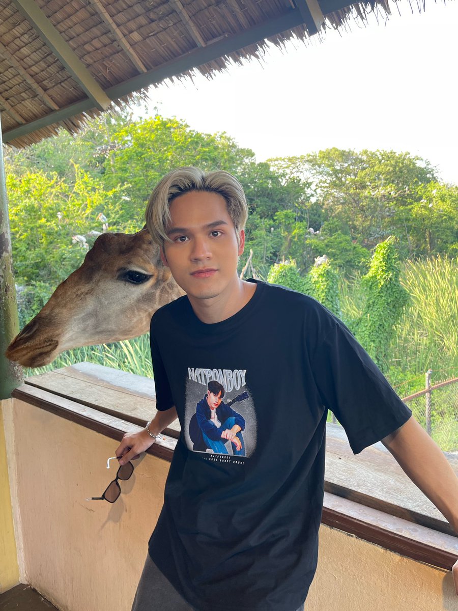 natponboy's tweet photo. ดูไปดูมา มีบางคนเขาชอบใจนะครับ 😎 #natponboy https://t.co/H36nLcRFpw