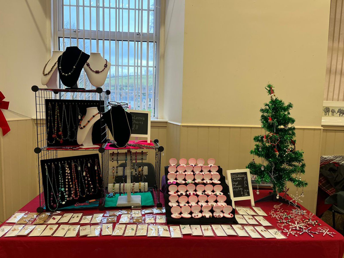 Craft fair at Denholm Village Hall until 2pm. Then off to Oxton for 3pm. A busy day but wouldn’t have it any other way. Pop in if you’re around! #handmade #smallbusiness #UKGiftAM #shopindie #giftideas #kumihimo #sterlingsilver #jewellery