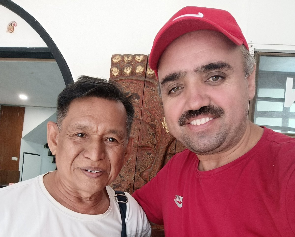 hussainasp's tweet photo. مینمار میں جس طرح جمہوریت کو پامال کر کے ��لک کو عسکری یعنی ملیٹری ڈیکٹیٹرشپ مسلت ہوئی ان س�� کے پیچھے رشینز کا ہاتھ ہے ملٹری راجگی کو عوام نے مسترد کیا یے بس چھ ماہ بعد عوامی طاقت اور اظہار رائی کا پتہ چلے گا۔ 
#MyanmarMilitaryTerrorists #STOPTHEVIOLENCE #democracywins https://t.co/BoHilPbaLu