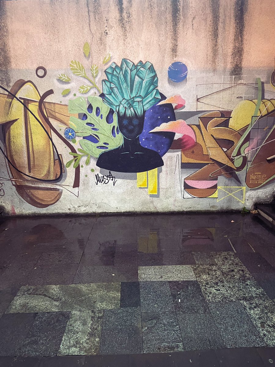 cocobunis's tweet photo. Underground street art - Tbilisi 🇬🇪 https://t.co/F8PBeCdEX9