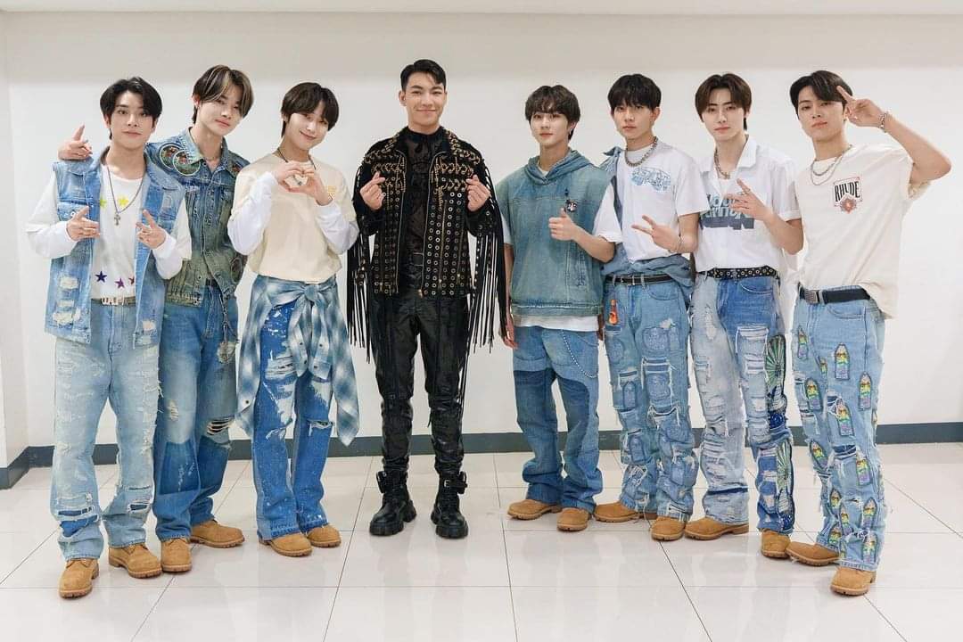 philconcerts's tweet photo. The future of K-Pop, @ENHYPEN_members, with Asia Pop Heartthrob, @Espanto2001. https://t.co/rBRqgTO3VY