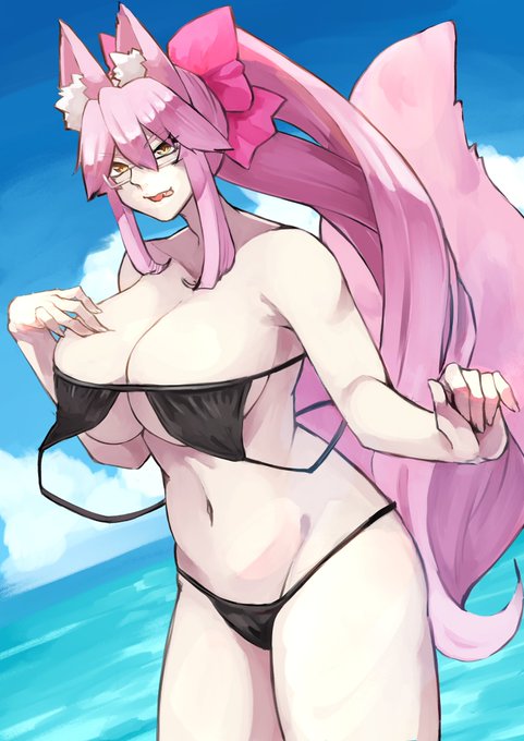 逆さビキニなる素敵な概念があると聞いたのでコヤンに着せました

#fgo 