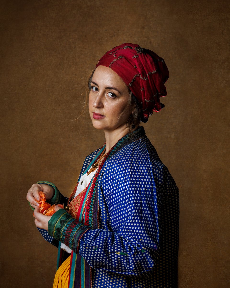 The_Globe's tweet photo. 'Then put your imagination into something useful... put it into a story.' 

Naha the Wise has lived many lives.

#Hakawatis 🕯️
📸 Ellie Kurttz https://t.co/CC1BtaOahB