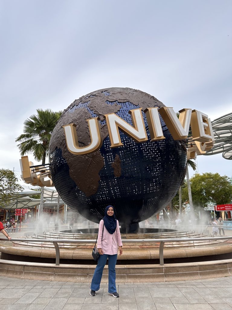 faezahana's tweet photo. Day 4/5
Happy 3rd anniversary with Clinical Research Malaysia and Oncology life journey.
Just renew also my ESMO (European Society Medical Oncology) member
Look forward to join ESMO 2023 in Madrid, Spain next year
Till we meet again…
#ultimategoals https://t.co/2p7mJYladc