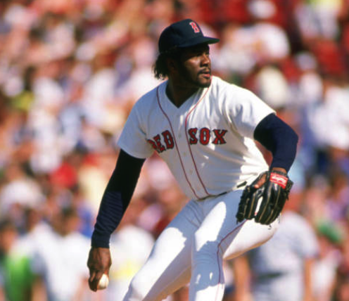 A very happy birthday shout out to Hall of Famer Lee Smith   