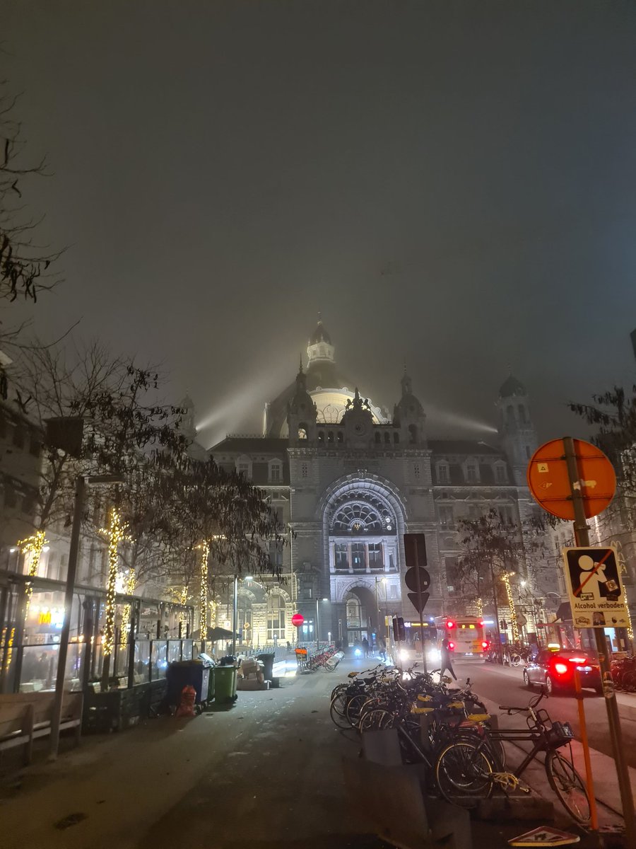 Foggy evening in Antwerp the other day. Having a great time singing with <a href="/operaballetvl/">Opera Ballet Vlaanderen</a> in their production of Verdi's Ernani. Two weeks goes quickly!