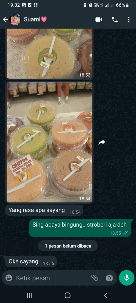 redynanur's tweet photo. Paham kan busui gimana makannya nyemilnya https://t.co/rTMA5RH8cL