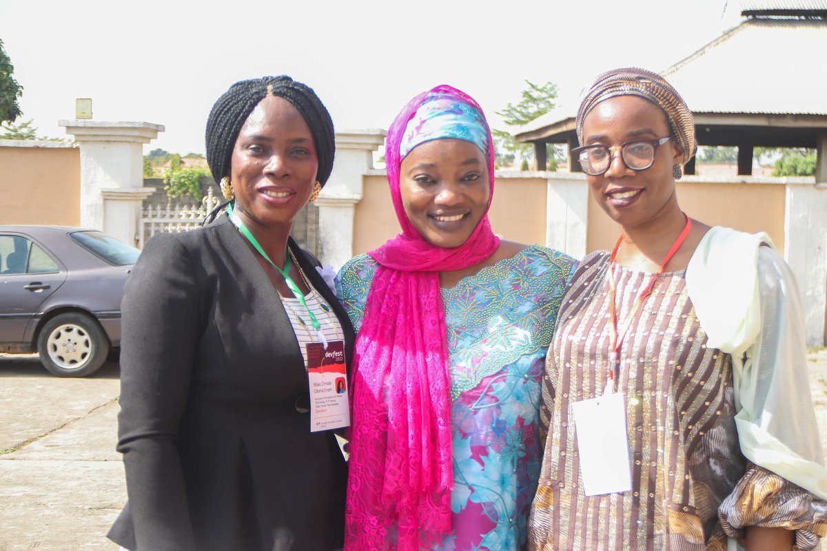 wtmCloudMinna's tweet photo. We had Amazing Women in our panel sessions who shared there awesome experiences with us, women of Gratitude, we were really blessed with there talks @halimah_tauheed ,@gloriaomale1
@Aisha and Amazing Moderators
@MaigidaCathy
@zaarab001
#SSAWTM
#SSAPowerPanel
#WTMCloudMinna https://t.co/RcLYYfIYVU