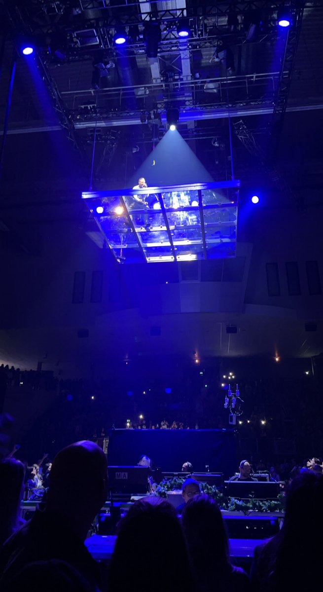 Der_Stutzer tweet media