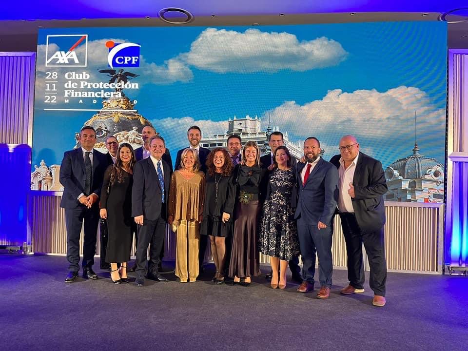 ChusB64's tweet photo. Jornadas AXA Club Protección Financiera y Club Protección Empresas en Madrid. Bienvenida nuevos miembros, merecidos reconocimientos, grandes momentos y nuevos retos!!! Enhorabuena por el trabajo y felicidades por estar ahí #dtlevantebaleares 
"La Vida en AXA" https://t.co/VFRMyyKpim