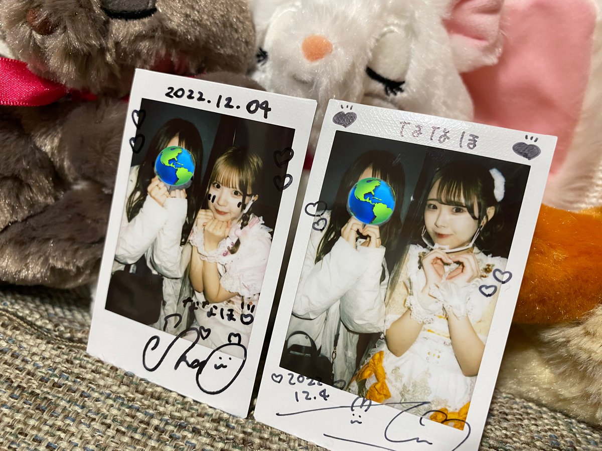 ngso______'s tweet photo. アイドルちゃんに提案されたハートポーズに挑戦してみるも爪を擦り合わせてる人になってしまったヲタクさん https://t.co/yjVCBAgJa4
