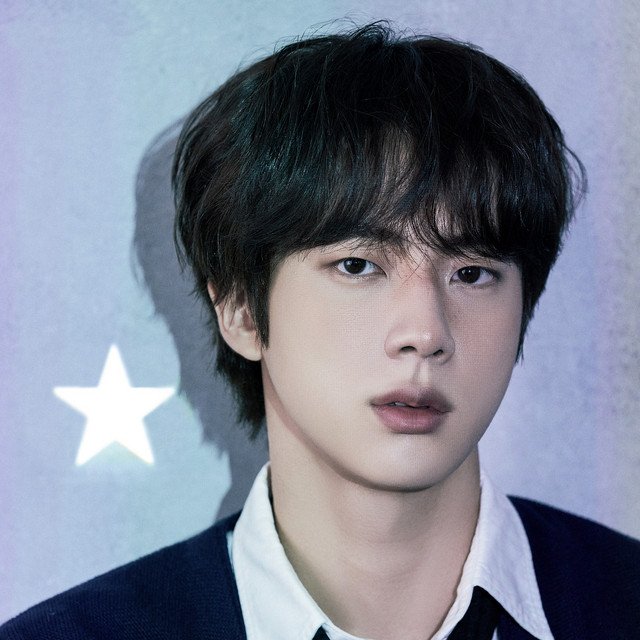 Happy birthday Jin💜💜🎉🎉
#HappySeokjinDay 
#JINDAY 
#SeokjinDay 
#MOON