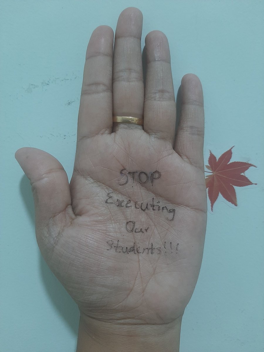 NantEiThandar's tweet photo. Myanmar is Under Death Penalty and @UN @UN_HRC @UNGeneva are still neglecting on Myanmar???

MYANMAR LIVES MATTER

#WhatsHappeningInMyanmar
#CondemnDeathPenalty
#StopExecutingOurStudents!
#DagonUniversityStudents
#FailedLaw
#MyanmarUnderDeathPenalty
#WeAreUnderDeathPenalty https://t.co/TAQXs5b8Jv