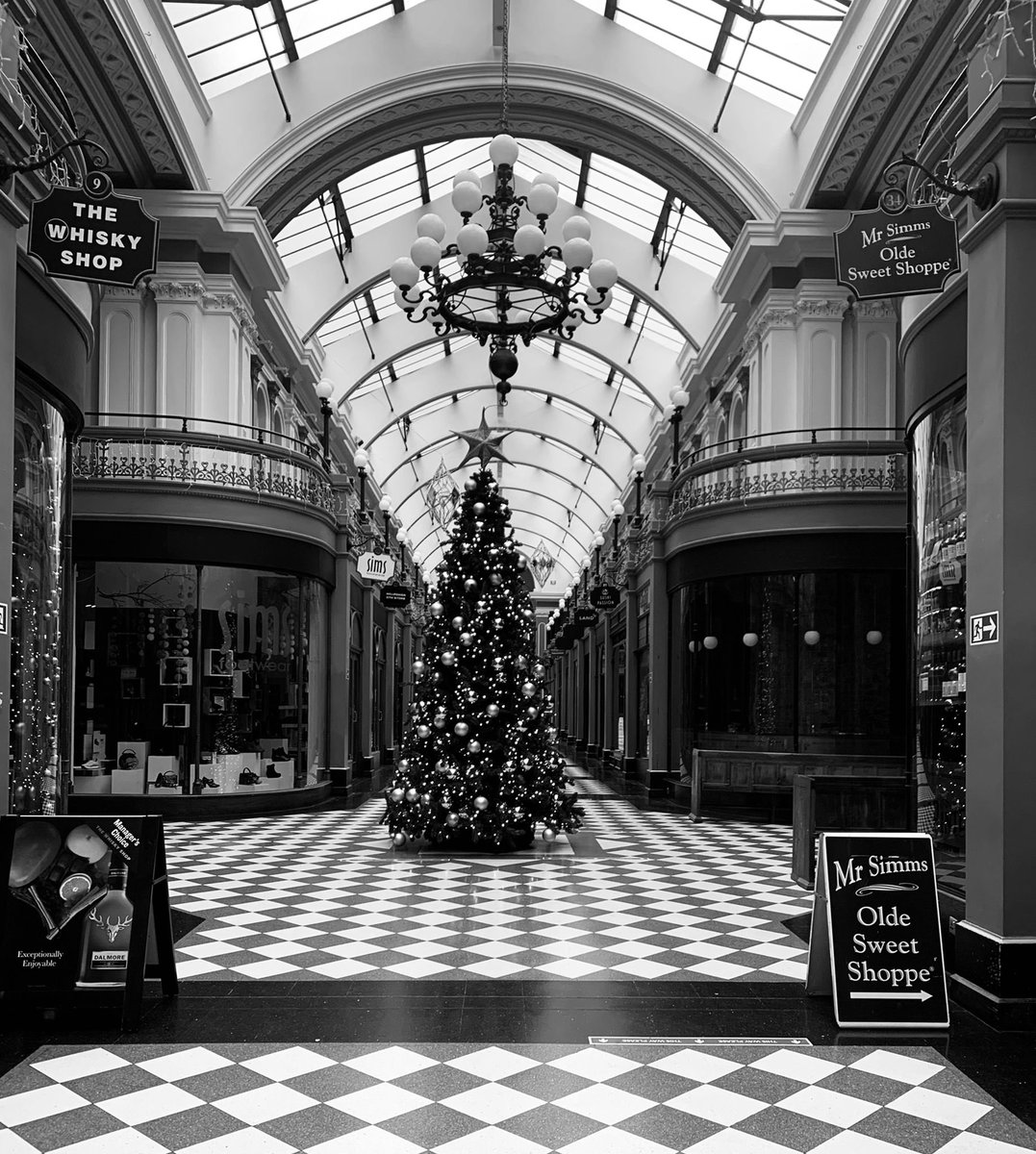 OnssJpeg's tweet photo. Throwback to Christmas 2021 - B’ham City Centre https://t.co/VZIR3gXYrY