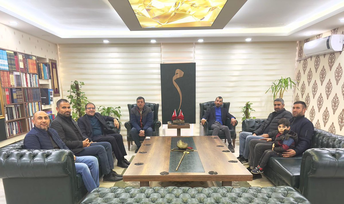 MuhammedAkyuzlu's tweet photo. misafir perverligin için tesekkür
ederim @fsevgili https://t.co/6ar5yPIti1