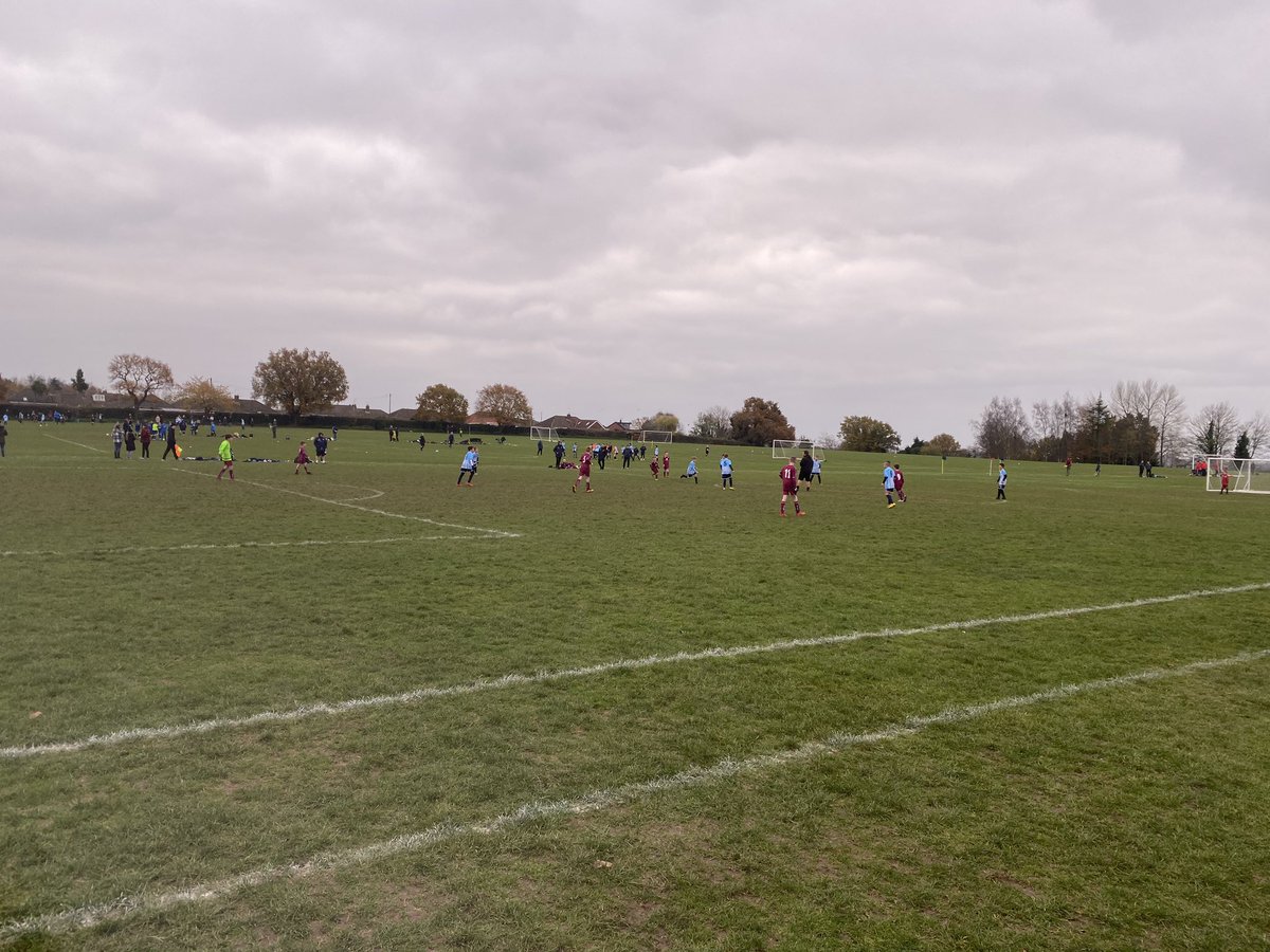 TSAFCYouth's tweet photo. Was nice to see our chairman take on the role of Ref for our u11 Panthers against @SpixworthYthFc u11 Blues this morning #tsafc #chairman #ref https://t.co/v5LJzVDXMv