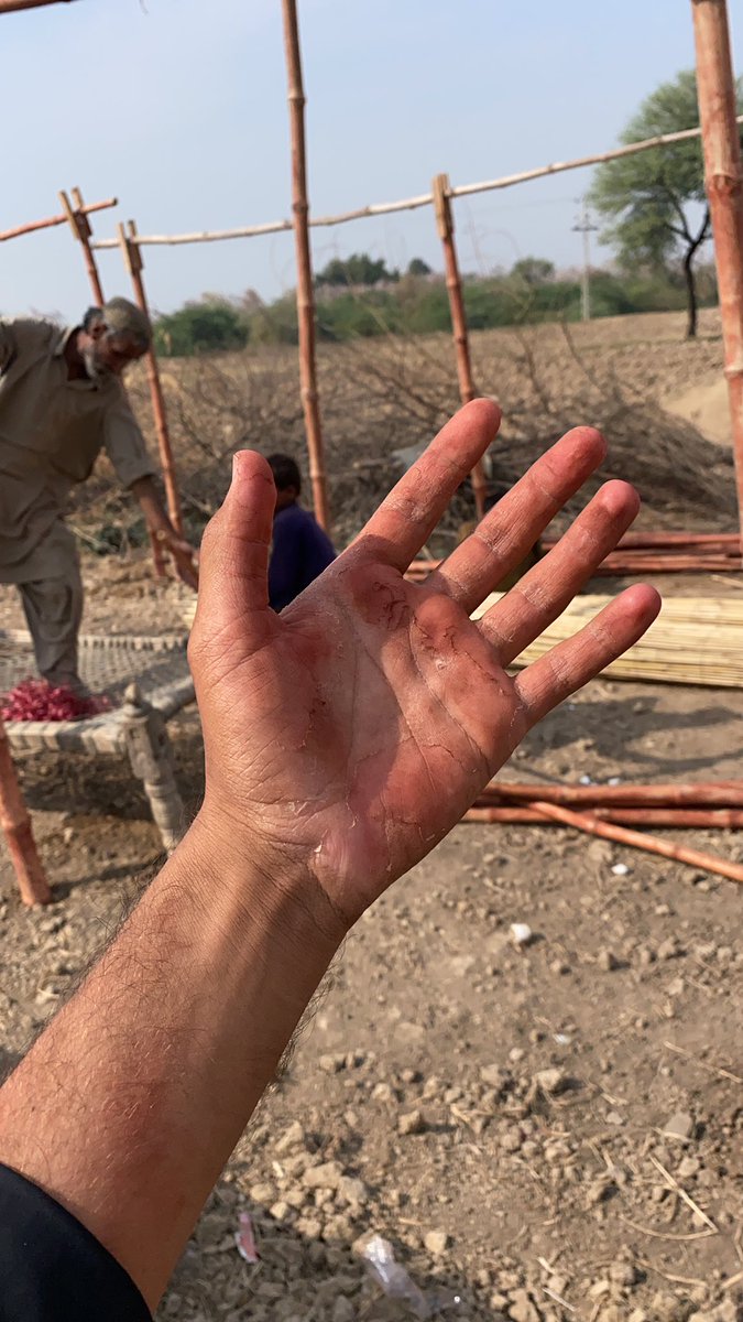 Amjadazadbaloch's tweet image. گھروں کے تعمیری 

#rehabilitationprogram 
#flood2022 
@Al_Midrar