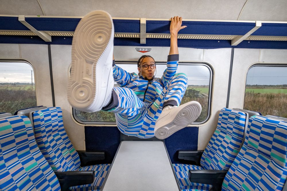 PR_Examples's tweet image. 🚂🚂🚂New TRACK-suit designed by @Raeburn_Design for a collaboration with @thetrainline.

Modelled by Diversity's Perri Kiely.