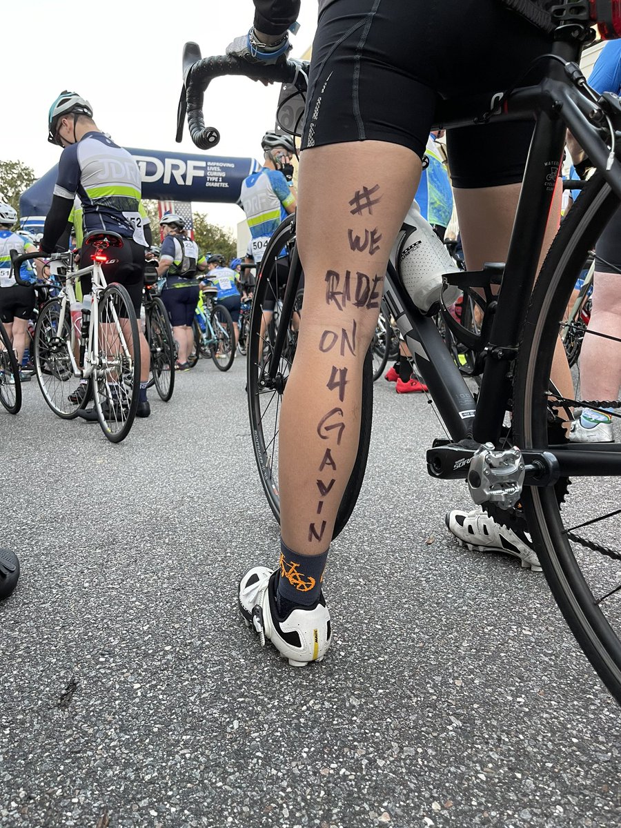 ashsmith_17's tweet photo. Every year, THIS is the weekend I look forward to the most. The #JDRFRide community is something so special! Thank you to everyone who donated, volunteered and rode!
104.7 miles completed yesterday and every single mile, dollar and smile was for Type 1 Diabetes π
#WeRideOn https://t.co/Pa7grHsA3Q