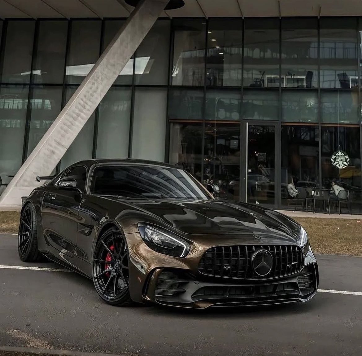 LUX Cars tweet media
