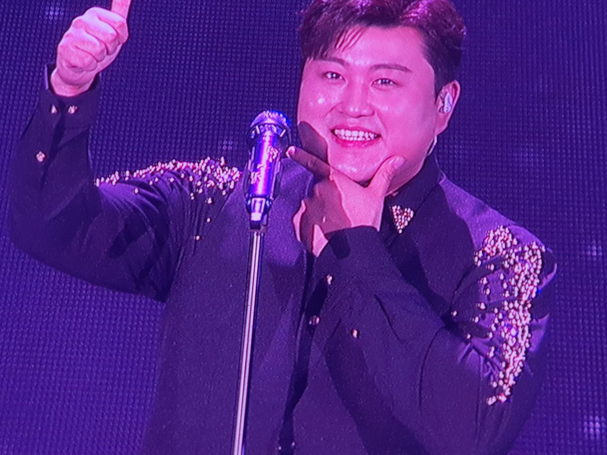 @hojoongofficial 손 꼬옥 잡고 따라갈께요
사랑합니데이