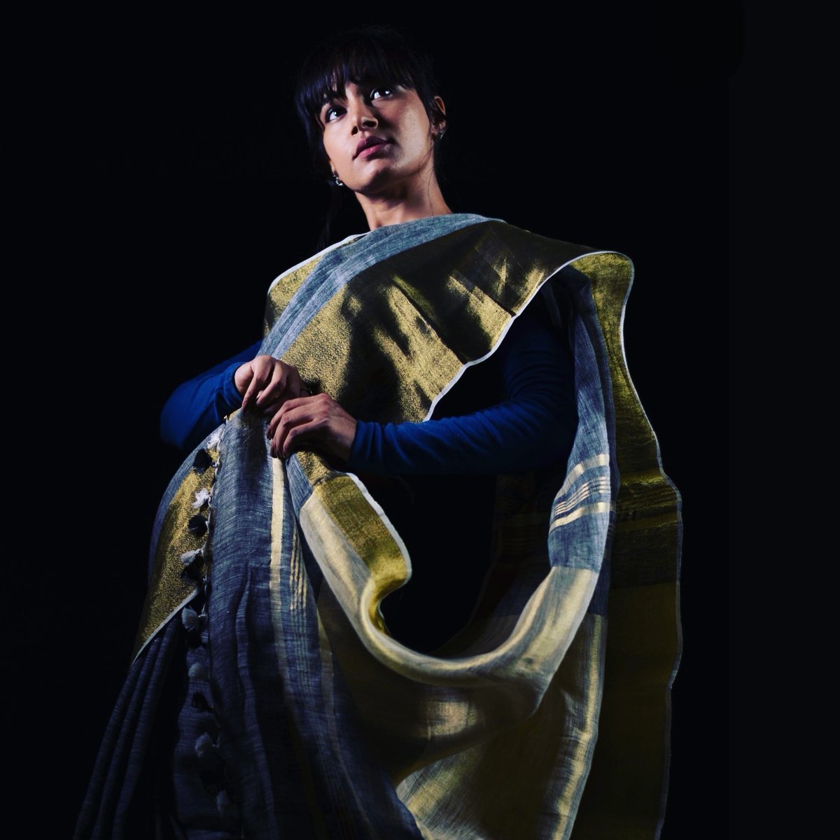 🥻Know your Handloom Saree🥻

Thread count for #Handloom #LinenSarees refers to the number of weft &amp; warp threads per sq inch

Higher d thread count (Range 60-120), softer the Saree is

Featured here: Handloom Linen Saree with 120 count frm our #HandloomSaree brand <a href="/digiloom_in/">DigiLoom | Handloom Sarees</a>