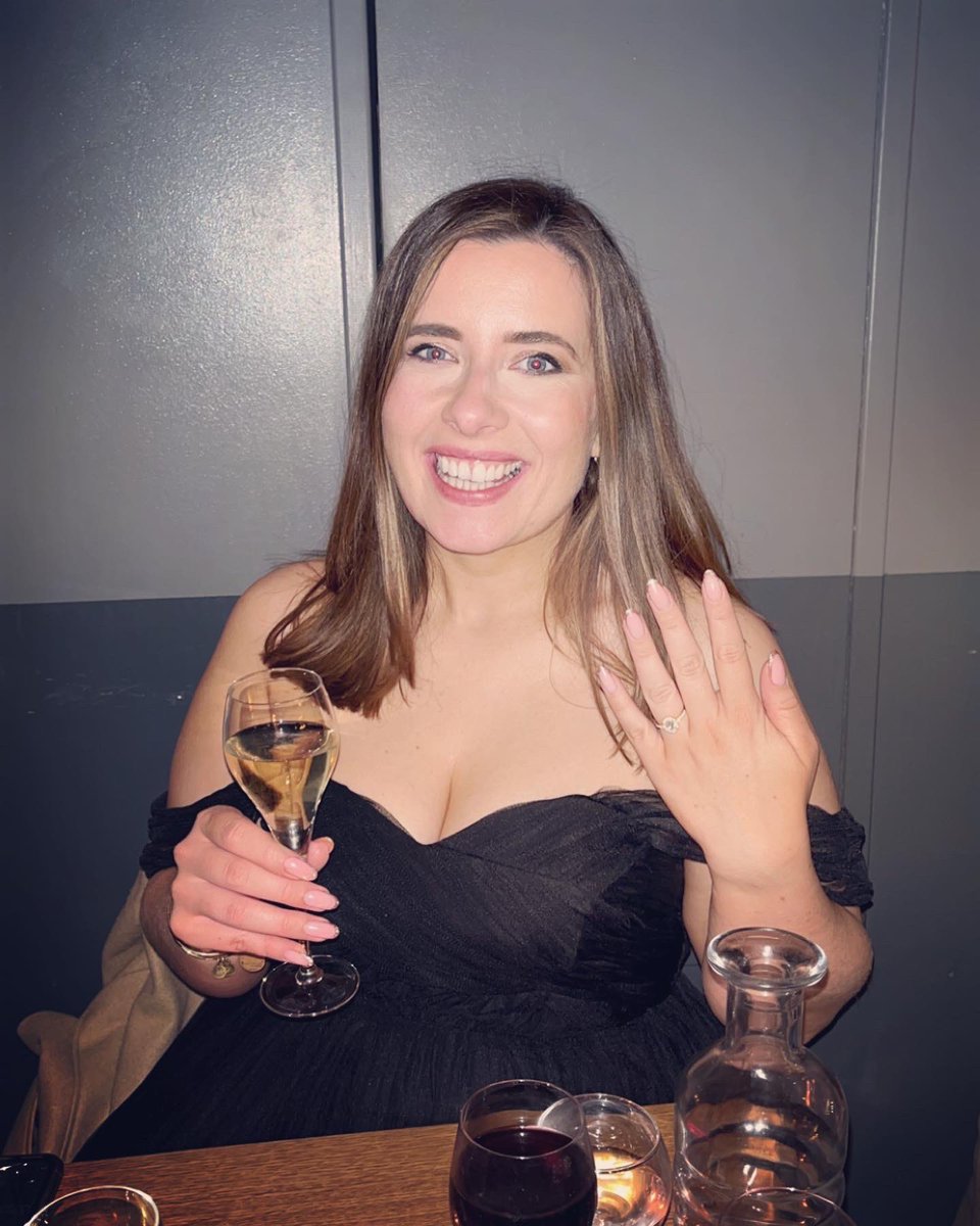 RyanCarlin's tweet photo. She said Yes! 💍😊 #GráMoChroí #Engaged https://t.co/BnjWwLwKzi