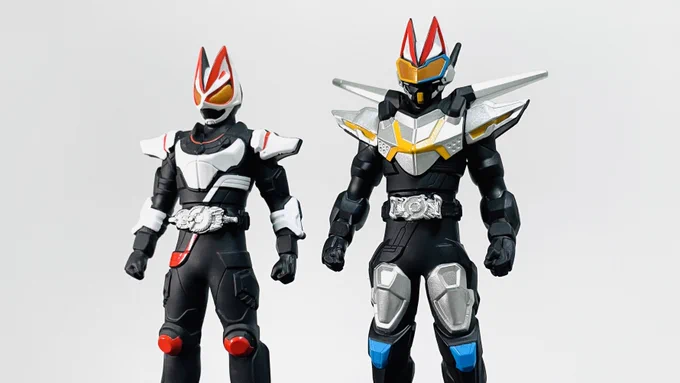 ビフォーアフターコマンド自体は2人ともほぼデザイン同じなのに変化の度合いで並べた時の印象が全然違うの面白いなぁ 