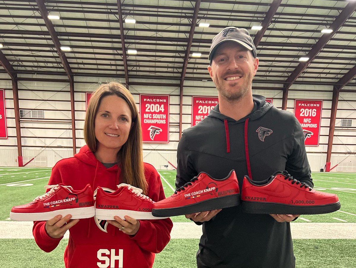 T.J. Yates tweet media