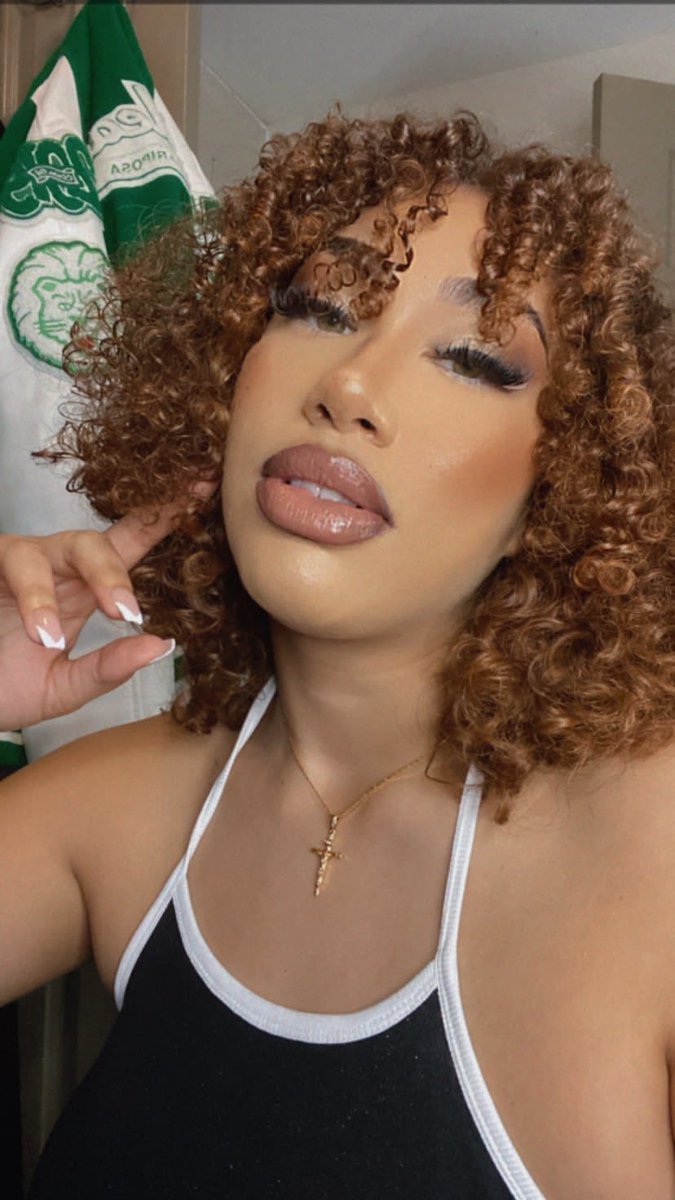 haydnii's tweet photo. Appreciation Post | Makeup ✔️ https://t.co/4ZlchvIWoh