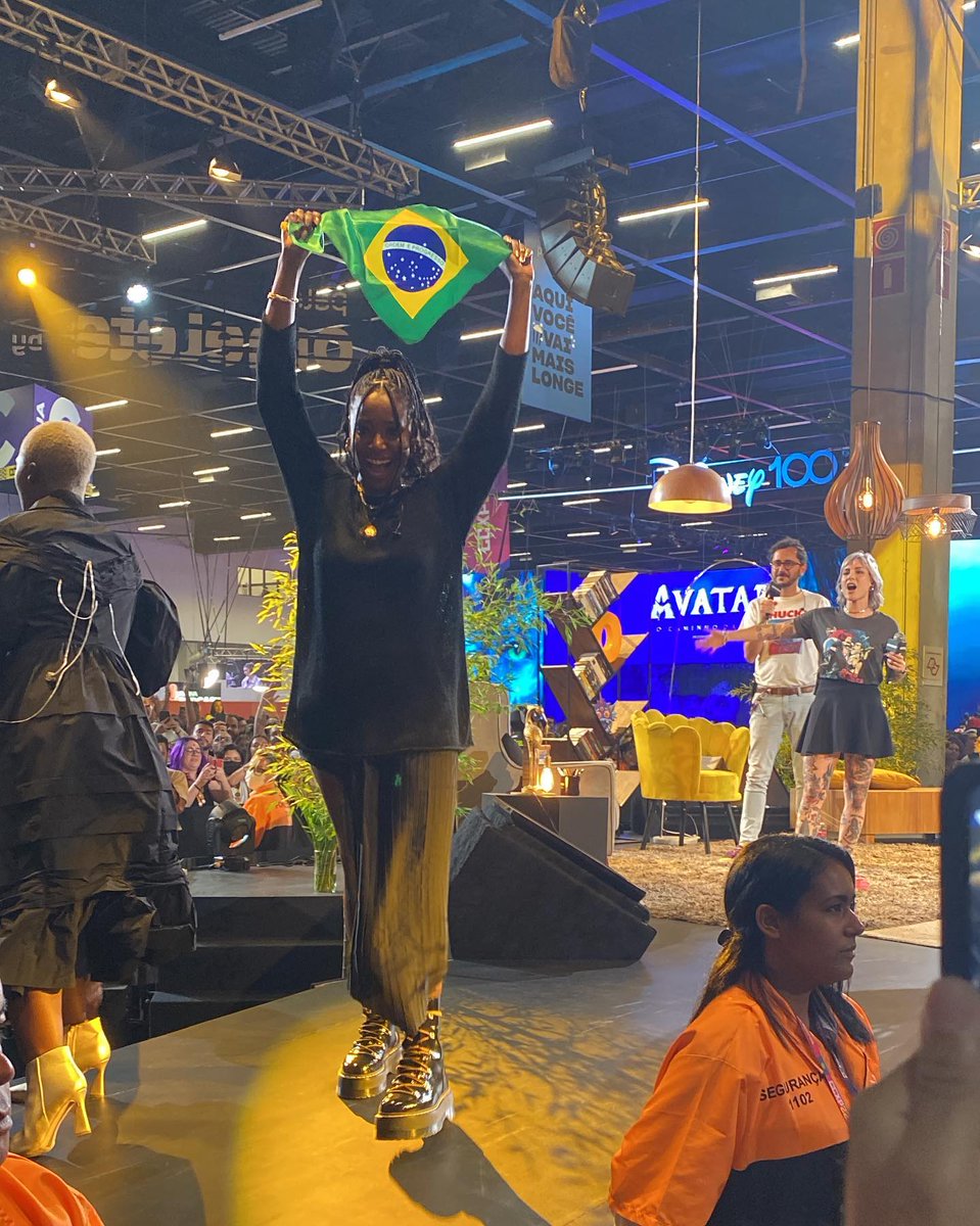 bestofendless's tweet photo. Kirby Howell-Baptiste at #CCXP https://t.co/wvYXKZO7xT