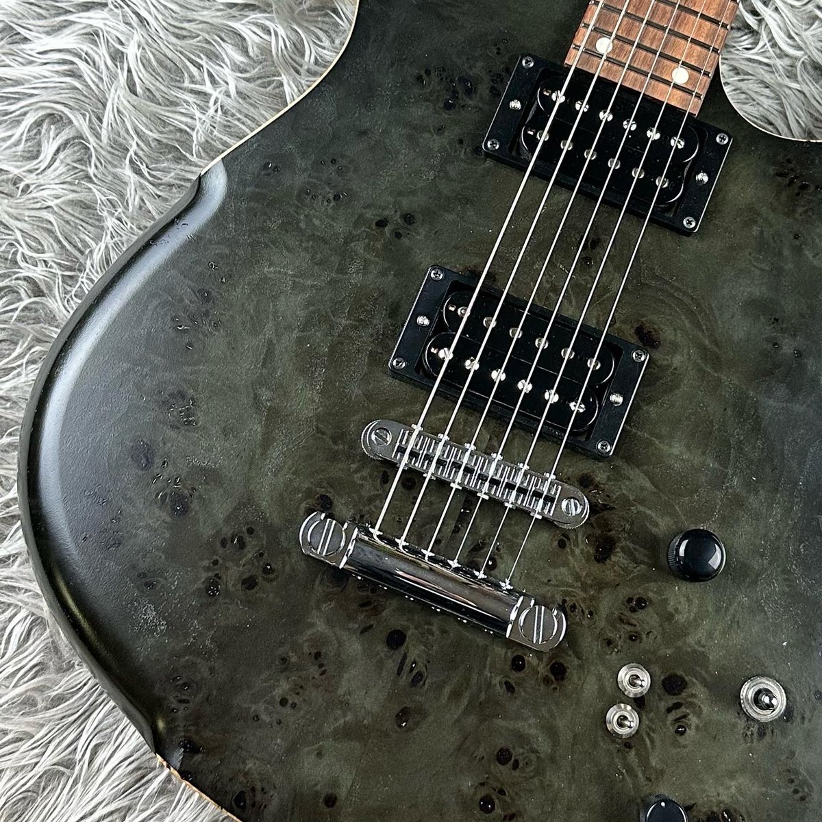 dragonflyguitar's tweet photo. dragonfly guitar
BORDER CUSTOM666
BURL POPLAR top L.ASH
pauferro F.B.
#dragonflyguitar
#border666 https://t.co/dhn8trX7y3