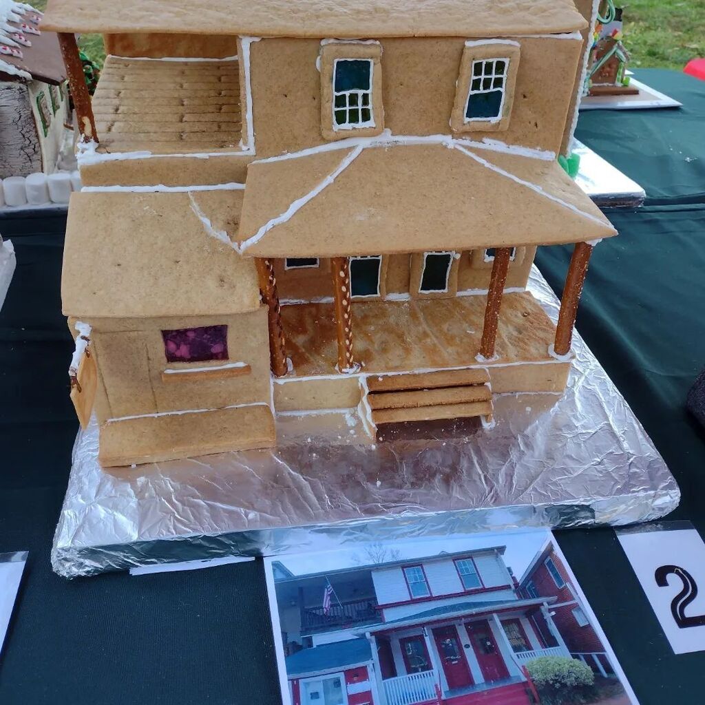 Someone made a gingerbread house version of my building! It's entered in the Occoquan Holiday Fest gingerbread contest. You can see it (and vote for it!) at River Mill Park today during the artisan market from 10-5.

While you're here, why not check out … instagr.am/p/ClvxVZ1OQkk/