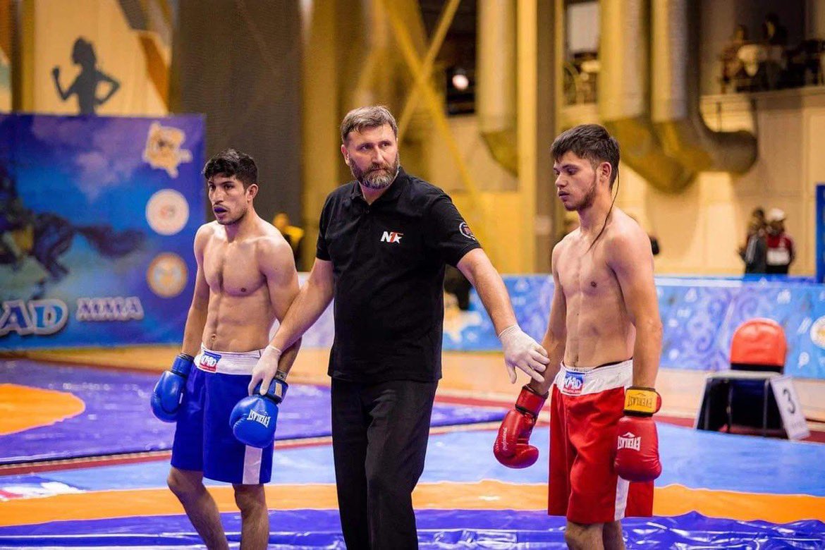 AAyazofficial's tweet photo. Read the threads 🧵 

Congratulations 👏👏🇵🇰 to Atif "The GoldenBoy" Khan for winning Silver medal 🥈 at Asian Championship 2022 in Kazakhstan 🇰🇿. 
This lad deserve a lot of appreciation 👏👏🔥😎. 1/4 https://t.co/e8PLGuDn4J