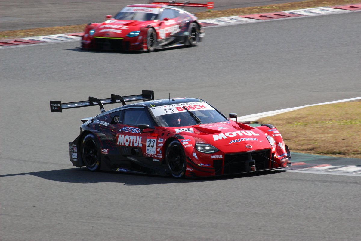 NME_P11_20GT's tweet photo. 3年ぶりのニスフェス
しかもタイトル獲得イヤー
NP35の走行はサプライズだったな

#ニスモフェスティバル
#富士スピードウェイ
#SUPERGT
#NP35
#カルソニック
#nissanZ
#NISMOfestival
#NISSAN #NISMOフェスティバル https://t.co/G2Dn4kI7te