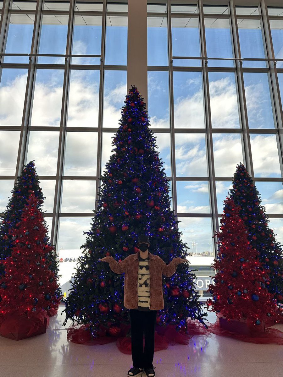 mingverse's tweet image. mg 🪐 pm 🐺💭