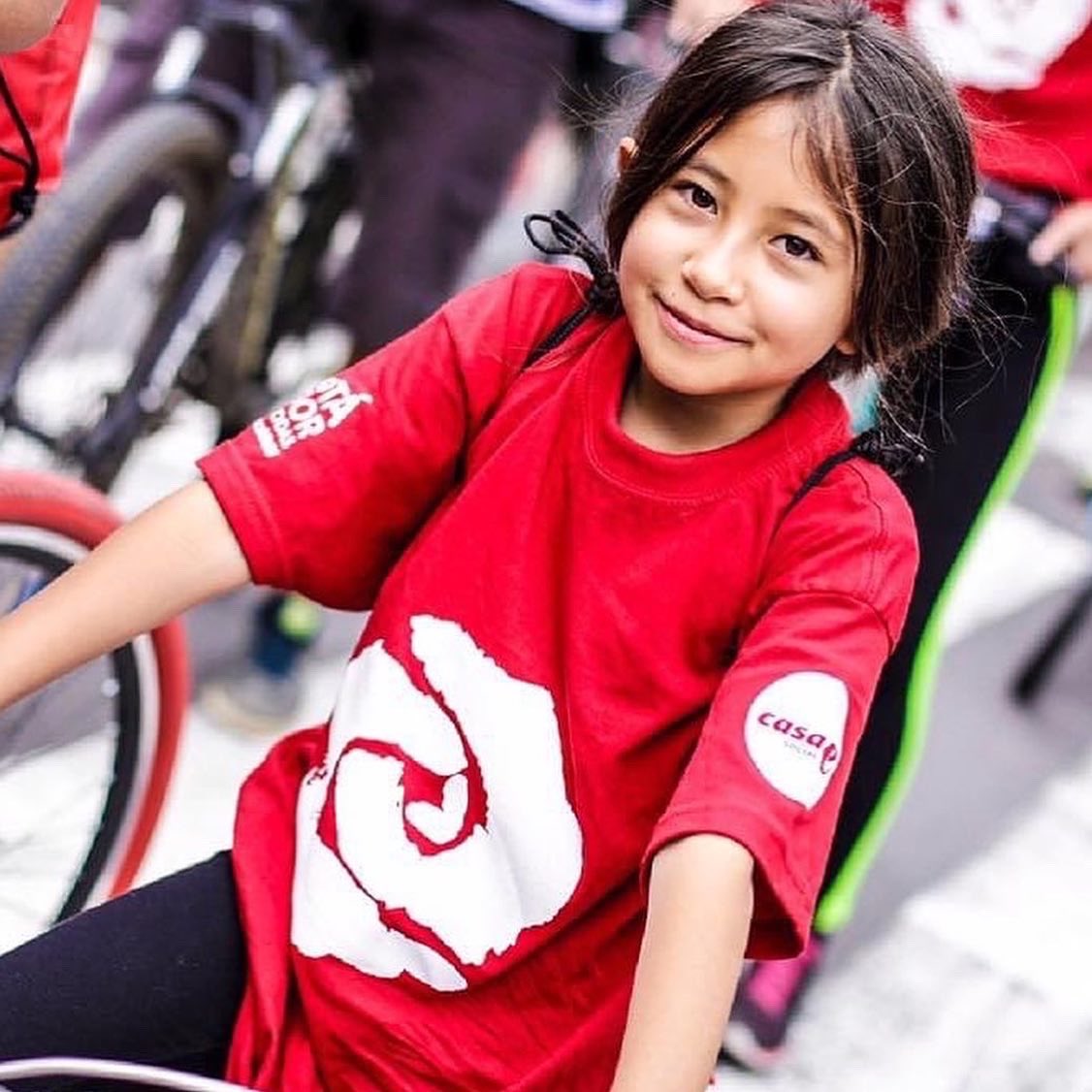 ES HOY ES HOY !! 🤩🤩
Nuestra tradicional ciclovia ya se está preparando para pintar a Bogotá de #Verde. Si quieres unirte, recuerda que iniciamos nuestra ruta a las 9:00 desde el Mc Donald’s 🍟 del parque de la 93, y finalizaremos en el parque nacional 🚴‍♂️🚴‍♀️🚴