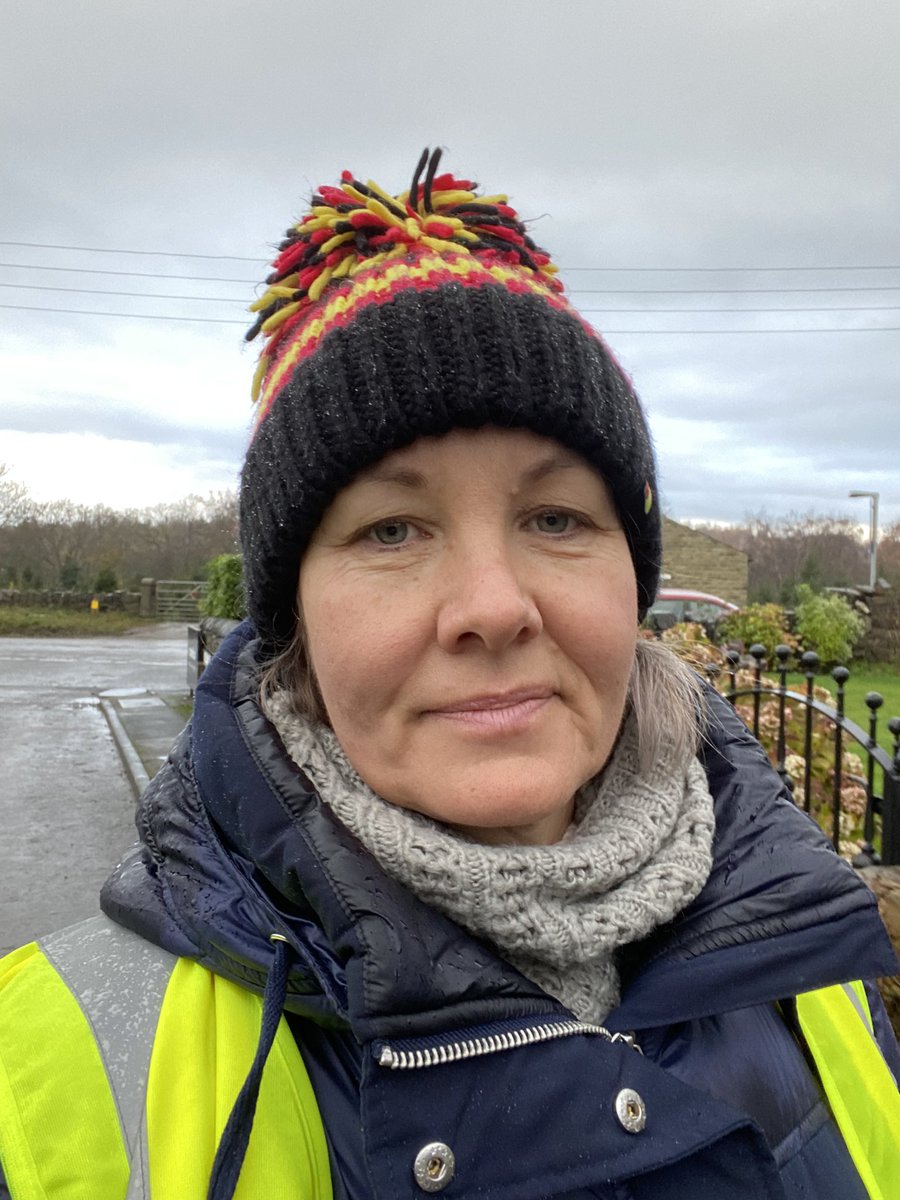 DawnSG2010's tweet photo. Yet more volunteering today at Dewsbury Road Runners West Yorkshire Winter League race. Lots of mud, cold and hills. Plus plenty of mental runners. Great event as usual #WYWL #TeamDRR https://t.co/e7JbiHvH4V
